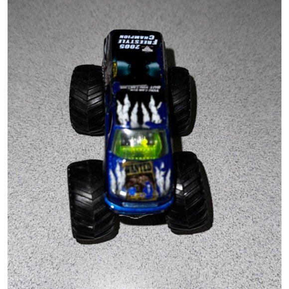 Lot of 3 Hot Wheels Monster Jam Max-D, Bounty Hunter & Instigator Monster Trucks - Picture 12 of 12